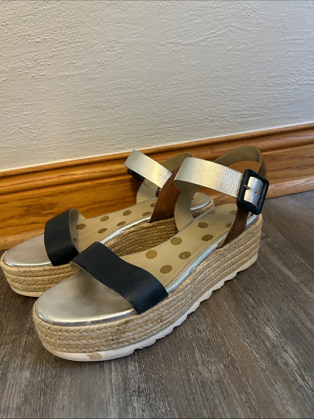 Biden Platform Espadrille Sandals in Navy, Cognac and Silver